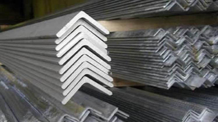 Why Steel Angle Bars are Essential for Construction Projects