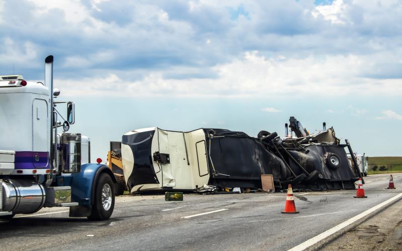 Does Hiring A Truck Accident Attorney Help