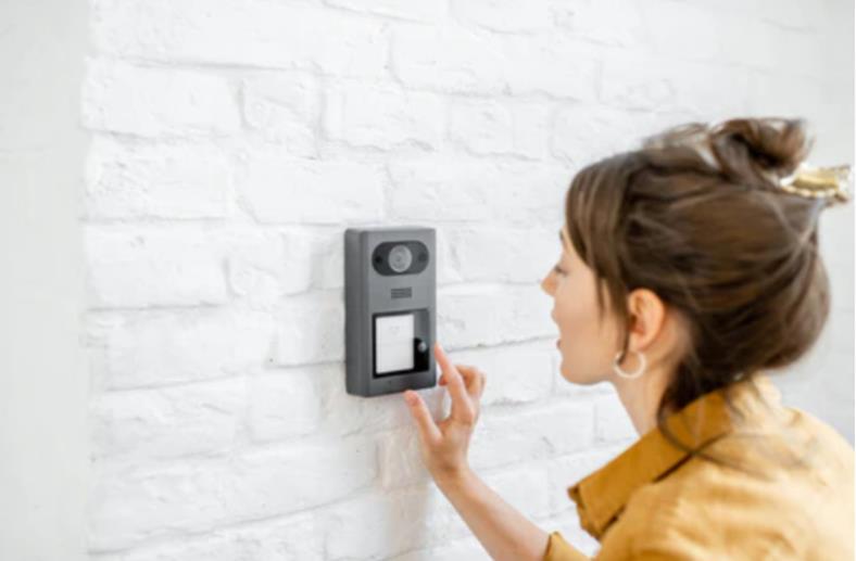 The Top 5 Advantages of Security Cameras The Top 5 Advantages of Security Cameras