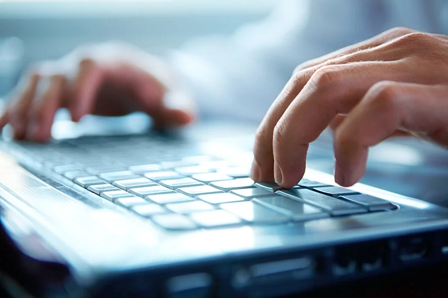 Pros and Cons of Buying Business Products Online Products