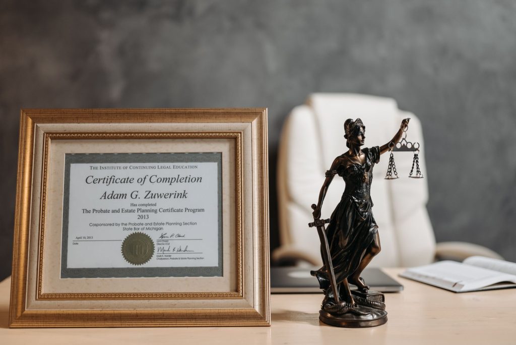 Selling a Probate Property in Tennessee: A Step-by-Step Guide featured 21798